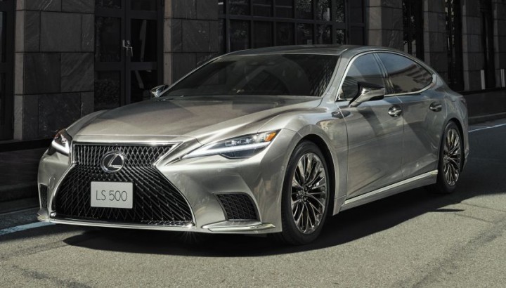 Lexus 6